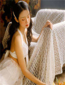 左邻右里.邻居的妻子