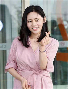 李思蓓演过三级吗